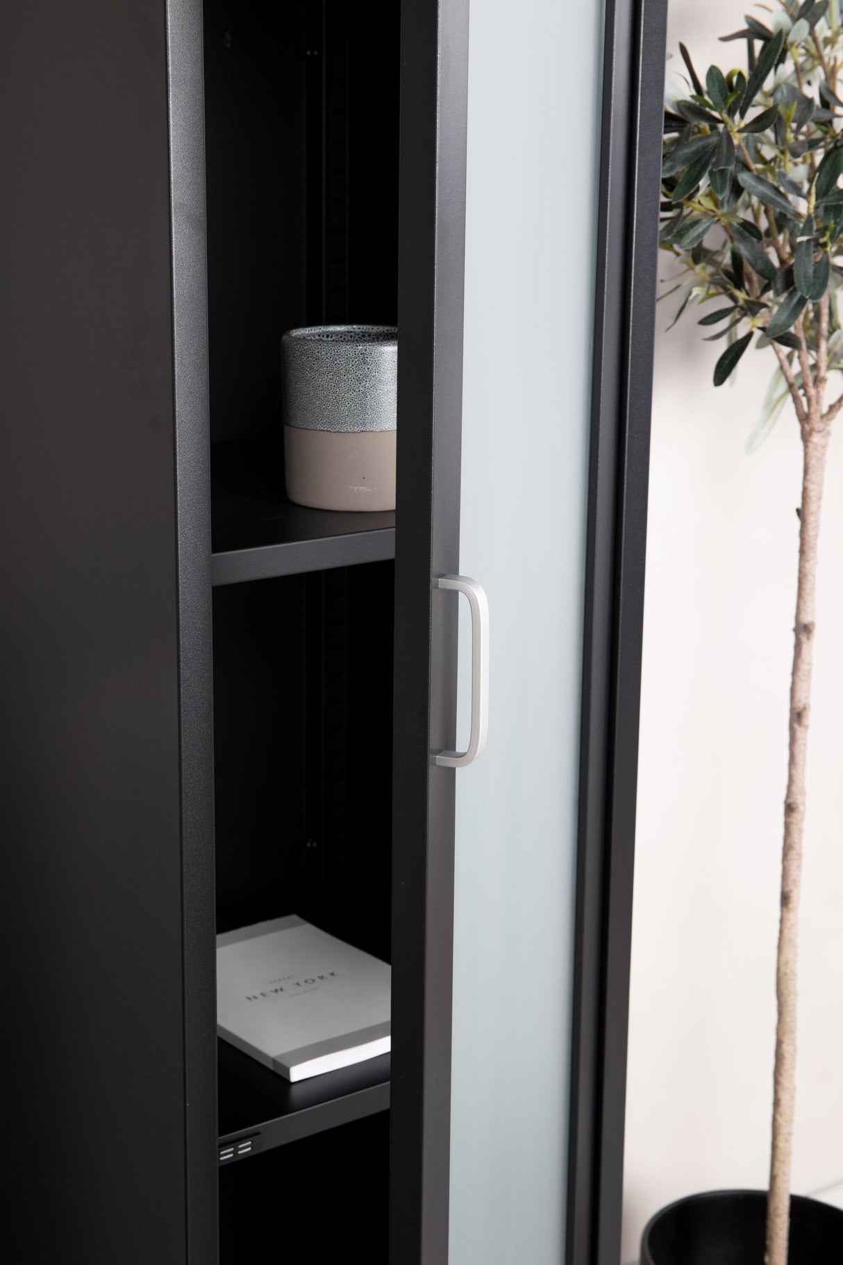 Acero Schrank - schwarz/Stahl - Schränke - ALVAHOME