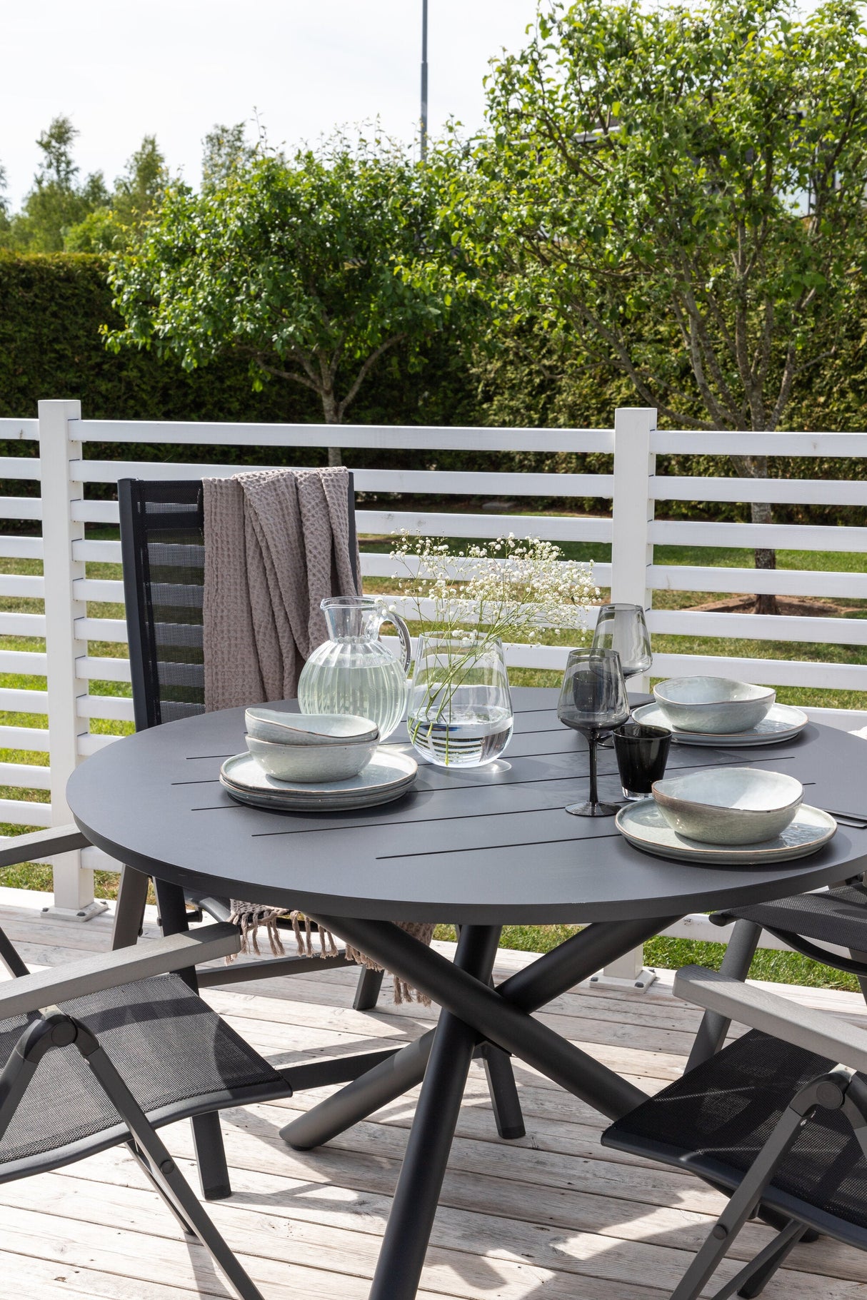 Alma Outdoor - Esstisch rund - schwarz/Aluminum - Outdoor - Esstische (rund) - ALVAHOME