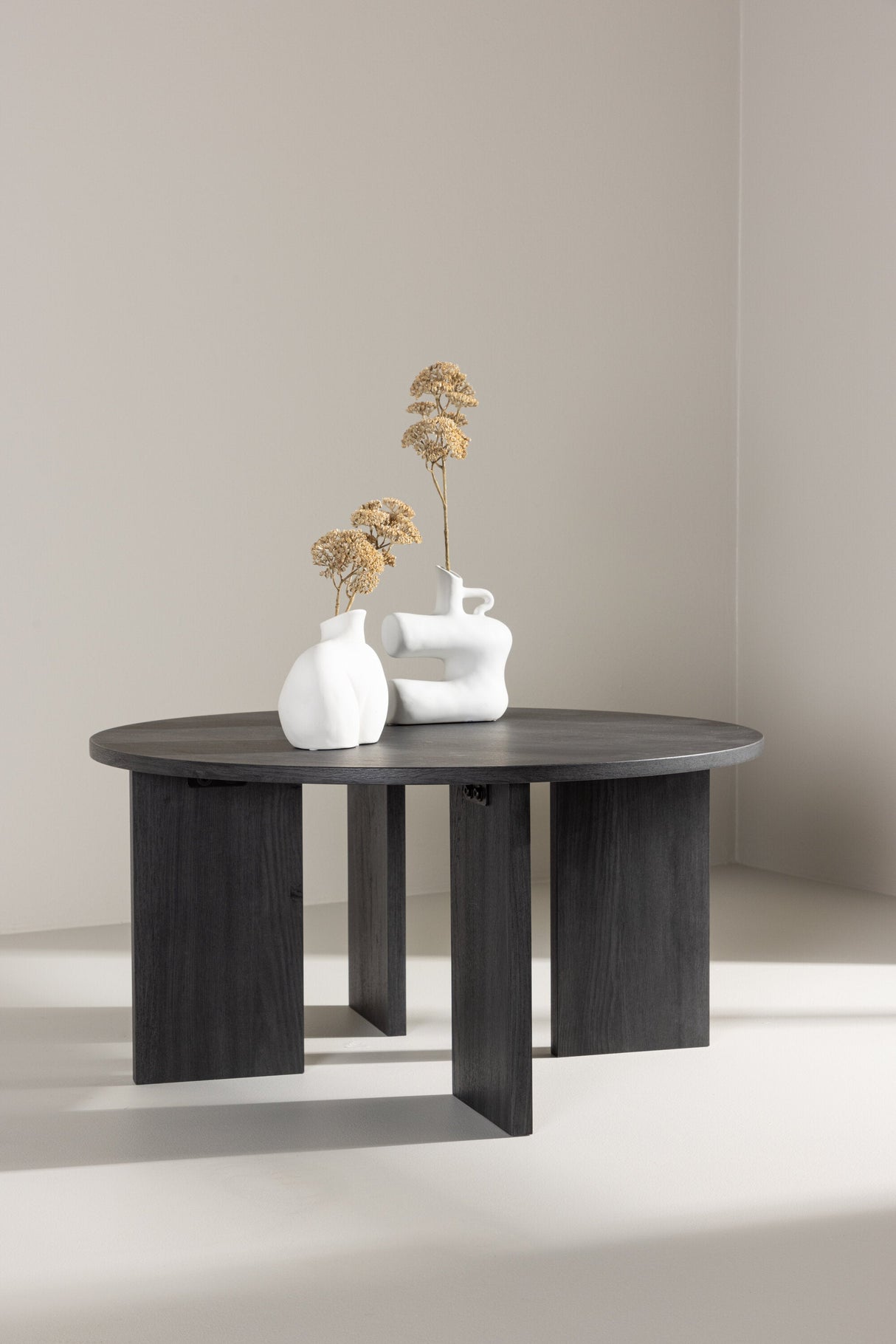 Askerön Couchtisch - schwarz/MDF - Couchtische - ALVAHOME