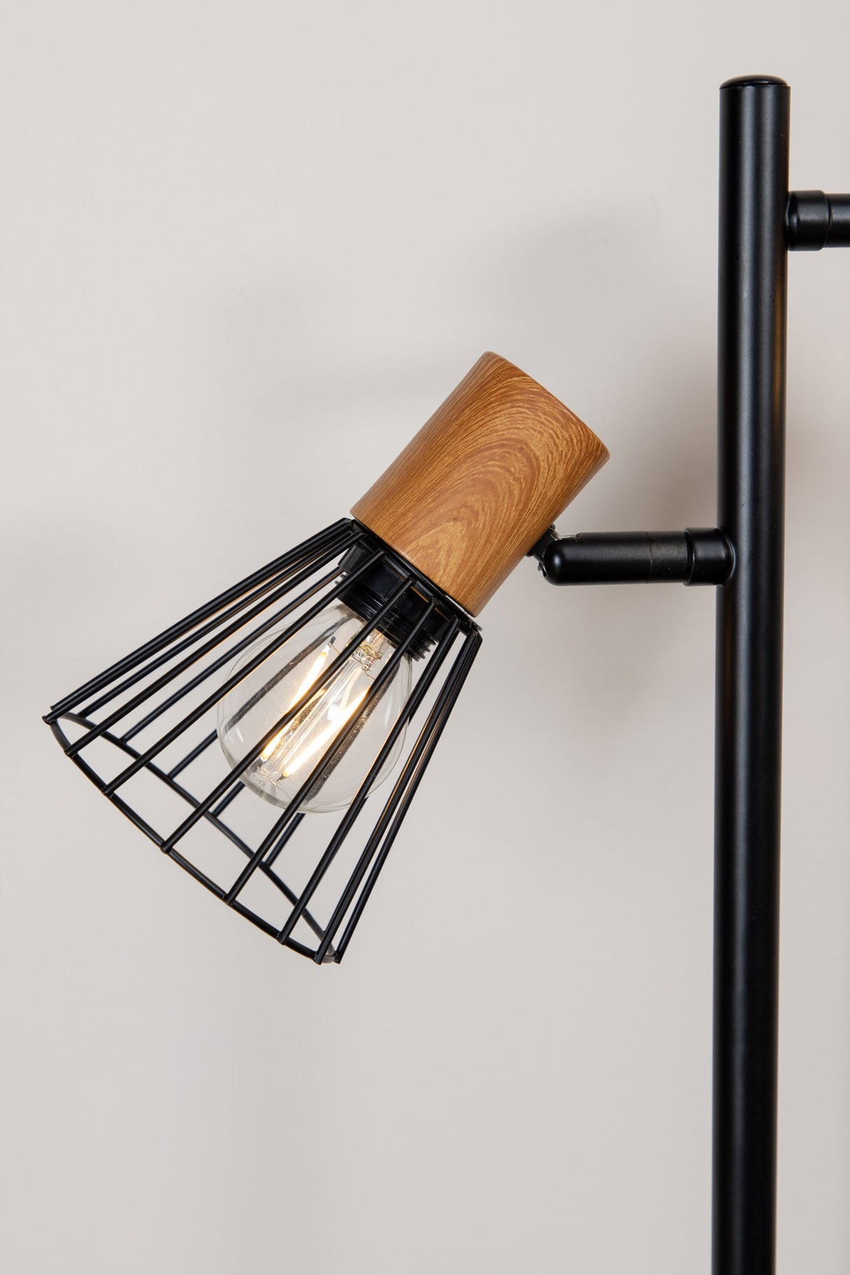 Atticus Tischlampe - schwarz/Stahl - Tischlampen - ALVAHOME