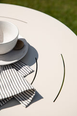 Bacong Outdoor - Tisch - beige/Stahl - Outdoor - Tische - ALVAHOME