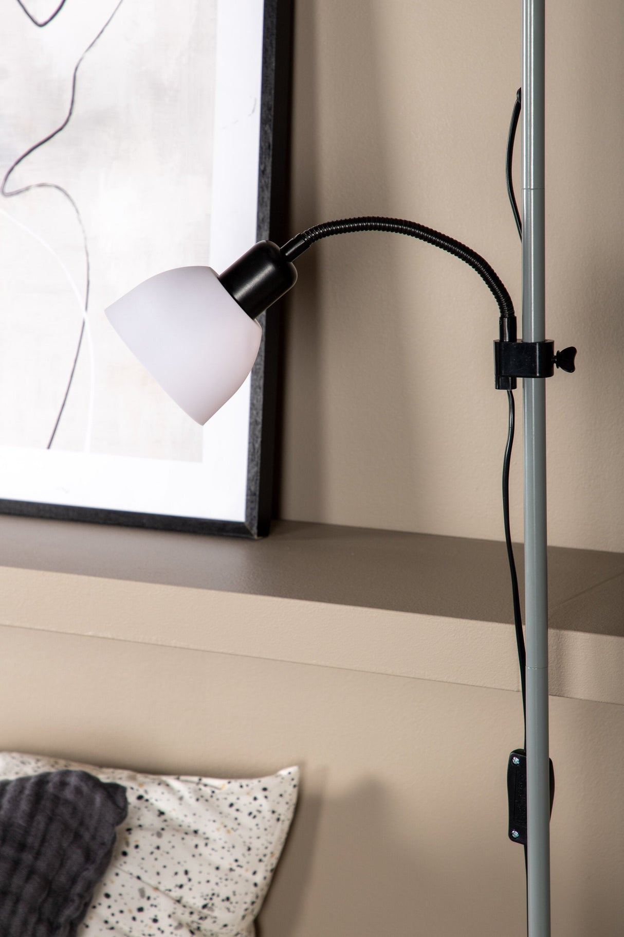 Bagasi Stehlampe - hellgrau/Stahl - Stehlampen - ALVAHOME