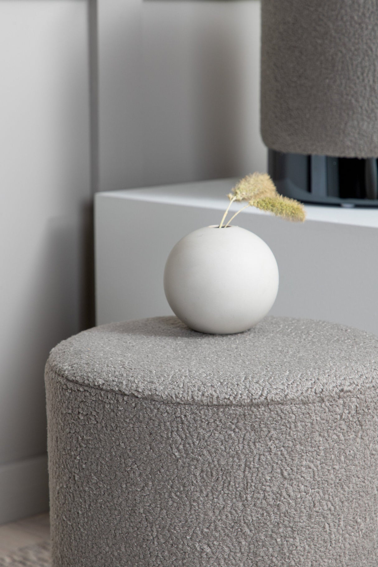 Benji Pouf - greige/Polyester - Teddy - Ottomane / Poufs - ALVAHOME