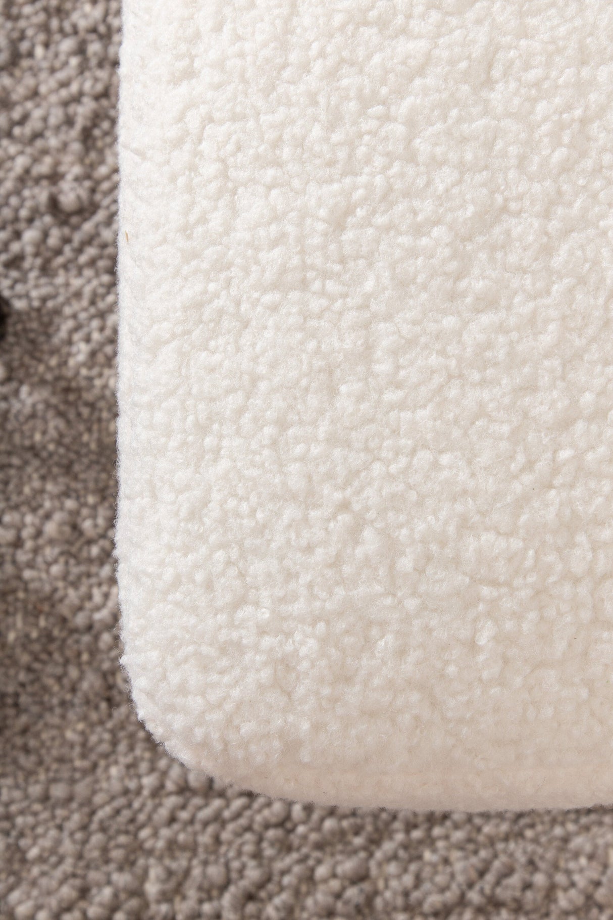 Boom Ottoman - weiß/Polyester - Teddy - Ottomane / Poufs - ALVAHOME