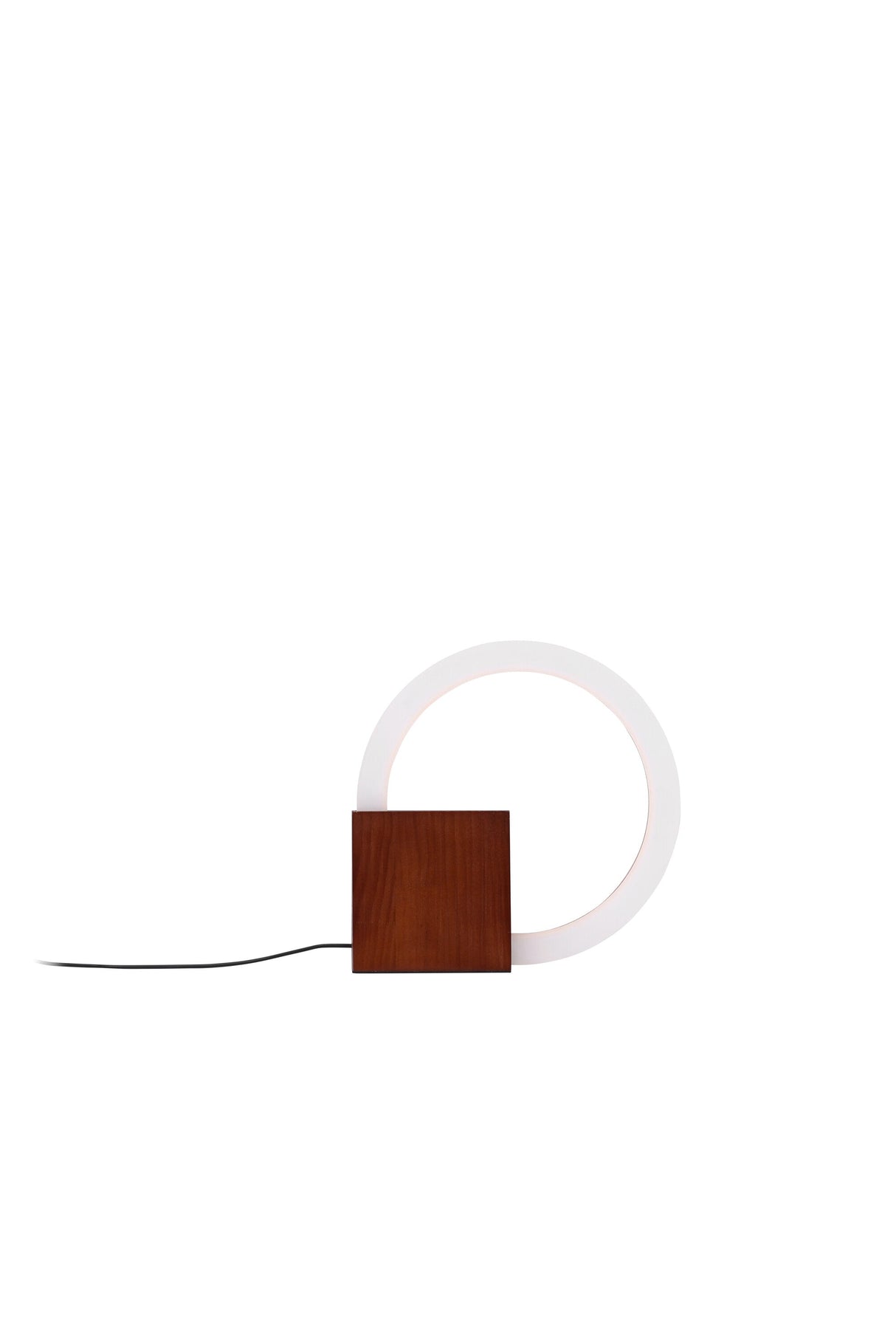 Brive Tischlampe - walnuss/Holz - Tischlampen - ALVAHOME