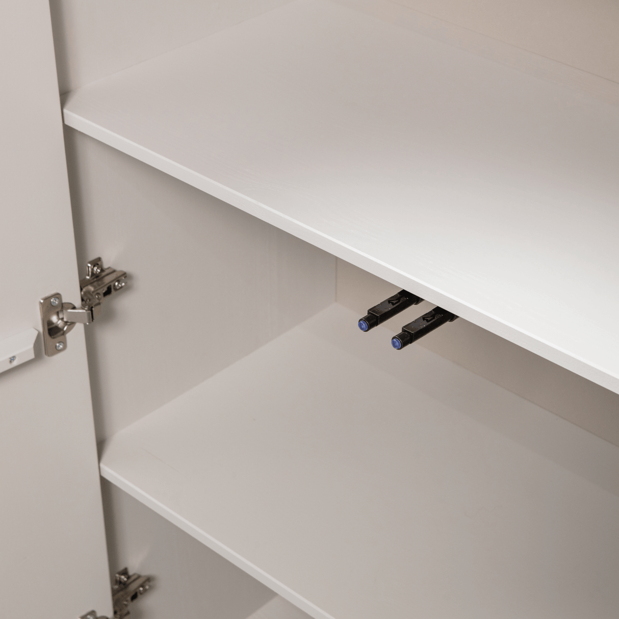 Cadiz Schrank - nebel/Kiefer [fsc] - Schränke - ALVAHOME