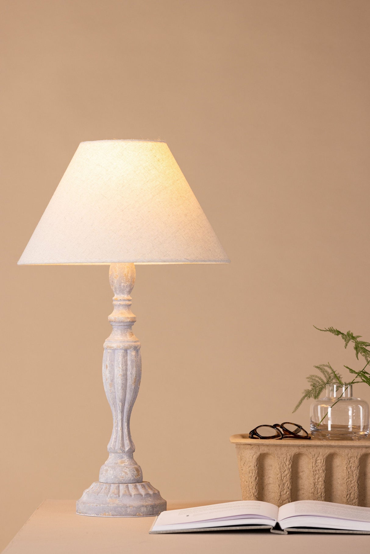 Caen Tischlampe - beige/Holz - Tischlampen - ALVAHOME