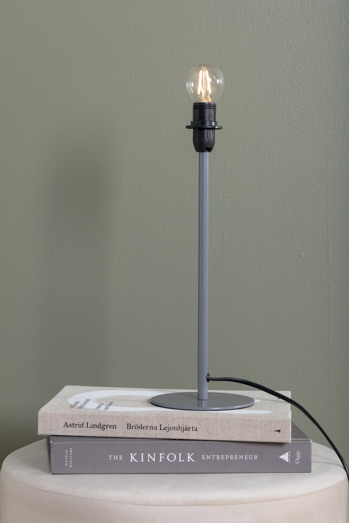 Dasir Tischlampe - hellgrau/Stahl - Tischlampen - ALVAHOME