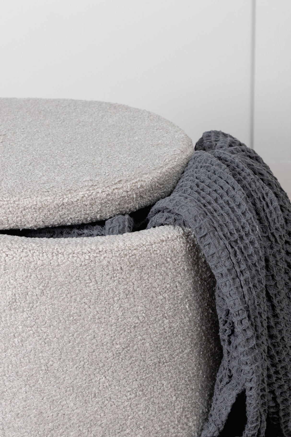 Dunken Pouf - greige/Polyester - Teddy - Ottomane / Poufs - ALVAHOME