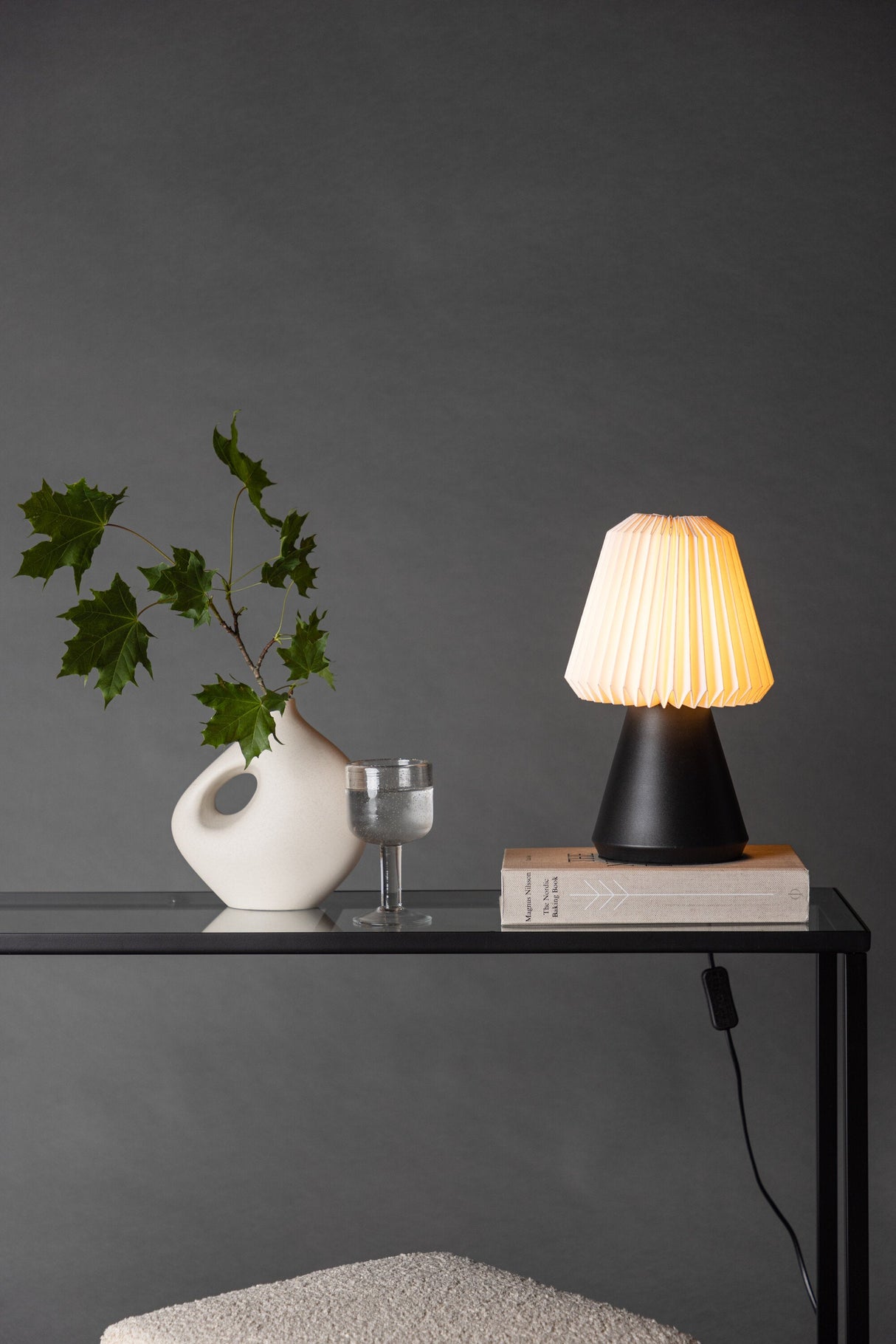 Fjällen Tischlampe - schwarz/Papier - Tischlampen - ALVAHOME