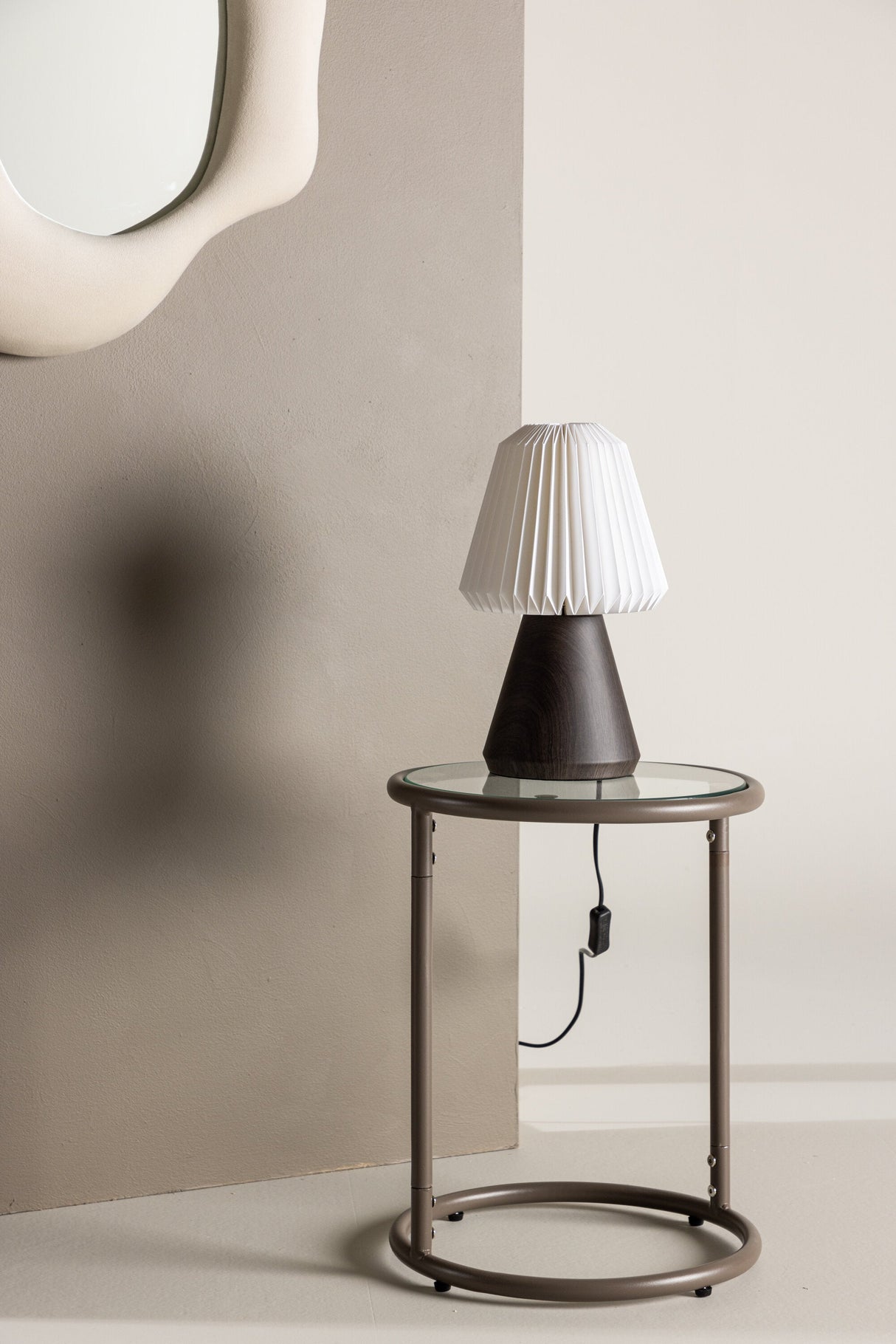 Fjällen Tischlampe - walnuss/Papier - Tischlampen - ALVAHOME
