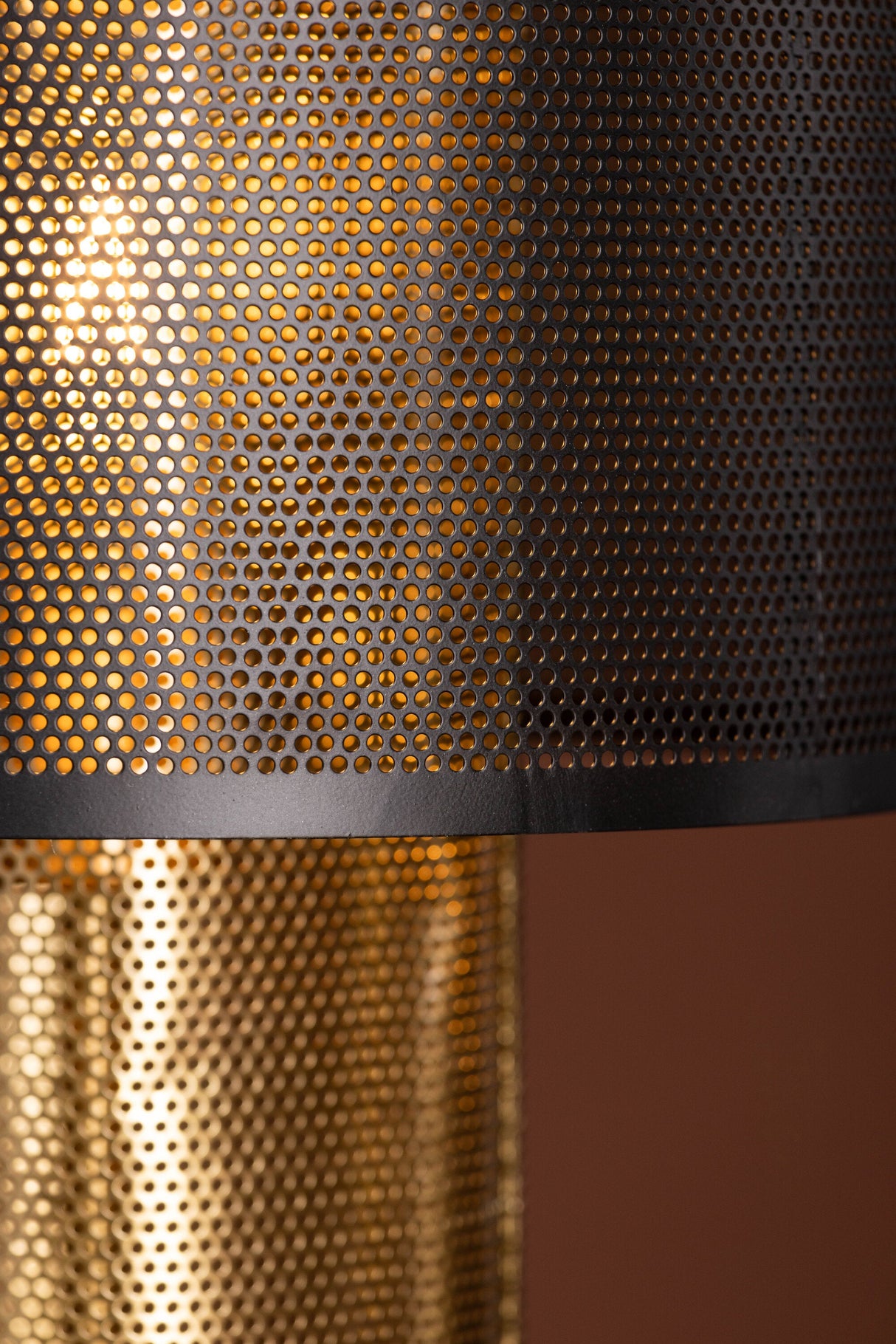 Gap Tischlampe - schwarz/Eisen - Tischlampen - ALVAHOME