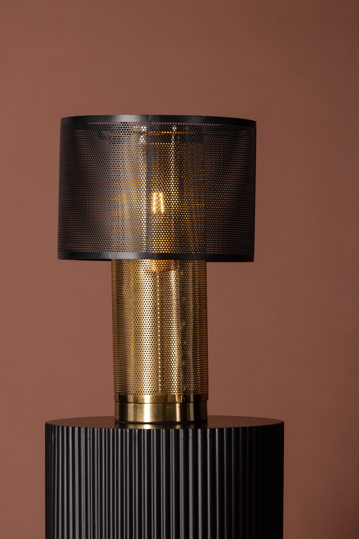 Gap Tischlampe - schwarz/Eisen - Tischlampen - ALVAHOME