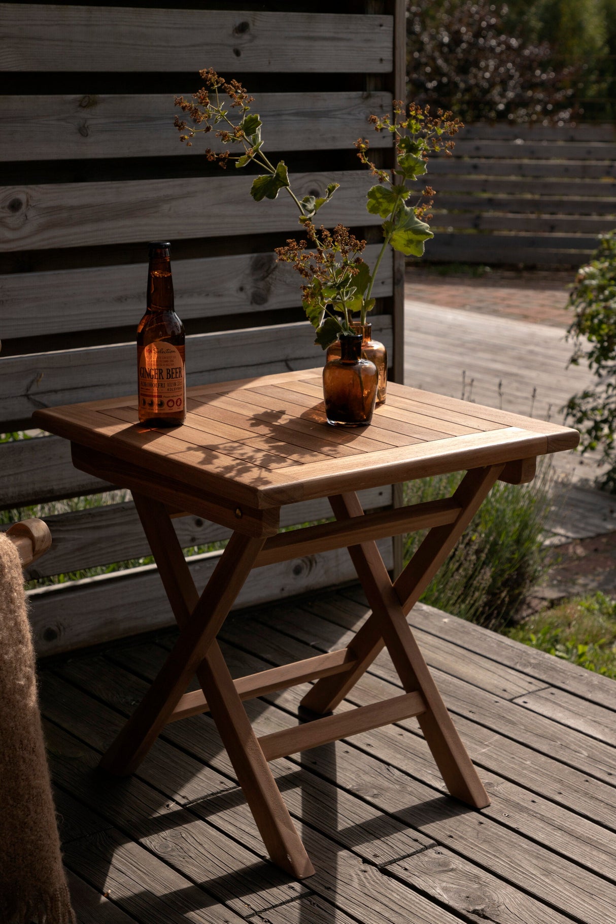 Kenya Outdoor - Beistelltisch - gold/Teak - Outdoor - Beistelltische - ALVAHOME