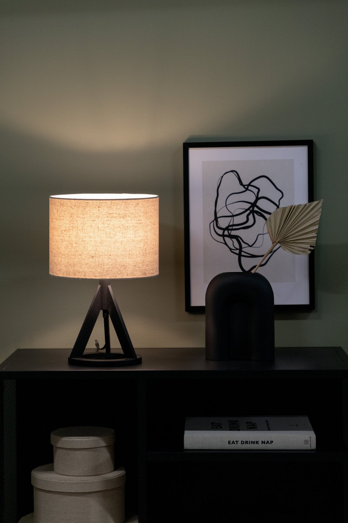 Kona Tischlampe - schwarz/Polyester - Leinen - Tischlampen - ALVAHOME
