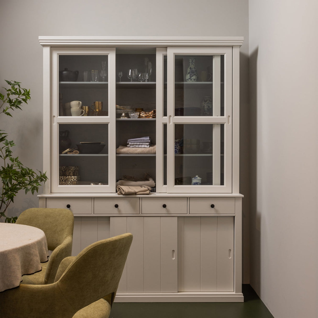 Lagos Buffetschrank - weiß/Kiefer [fsc] - Buffetschränke - ALVAHOME