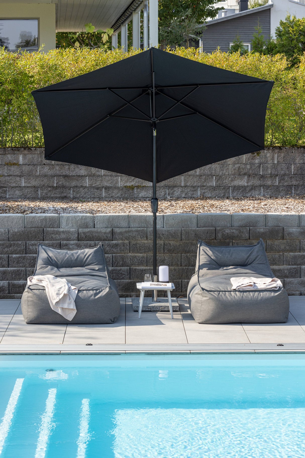 Leeds Sonnenschirm - schwarz/Polyester - Sonnenschirme - ALVAHOME