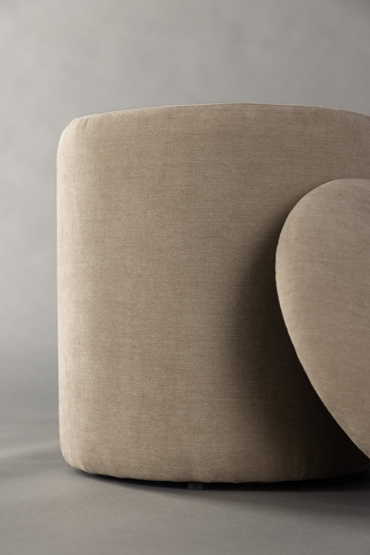 Limpen Pouf - beige/Polyester - Leinen - Ottomane / Poufs - ALVAHOME