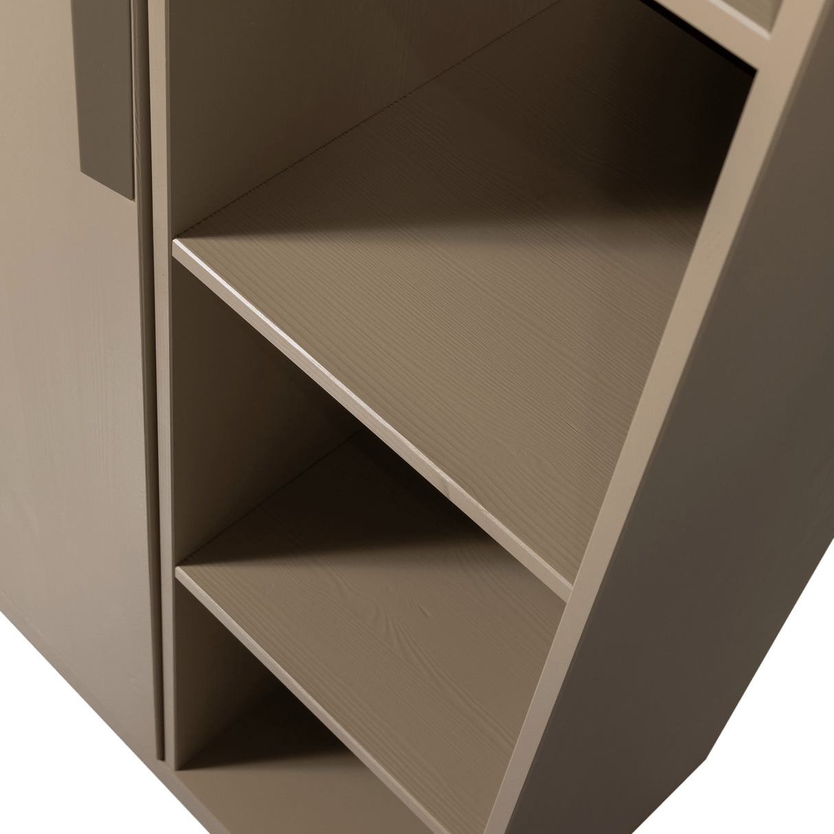 Lowen Schrank - schlamm/Kiefer [fsc] - Schränke - ALVAHOME