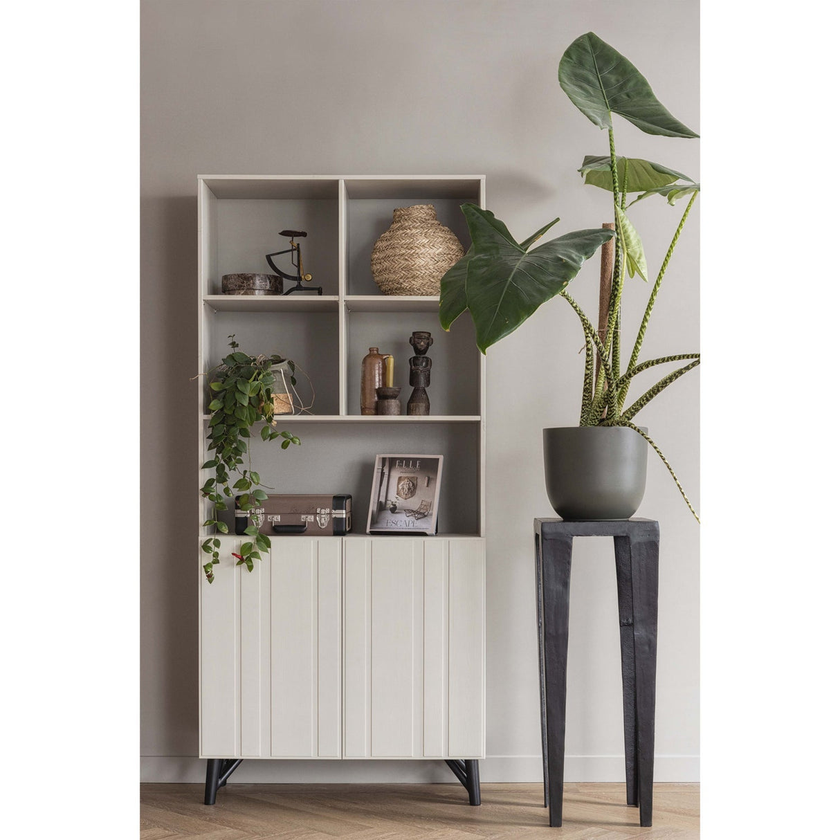 Miller Schrank - staub/Kiefer [fsc] - Schränke - ALVAHOME