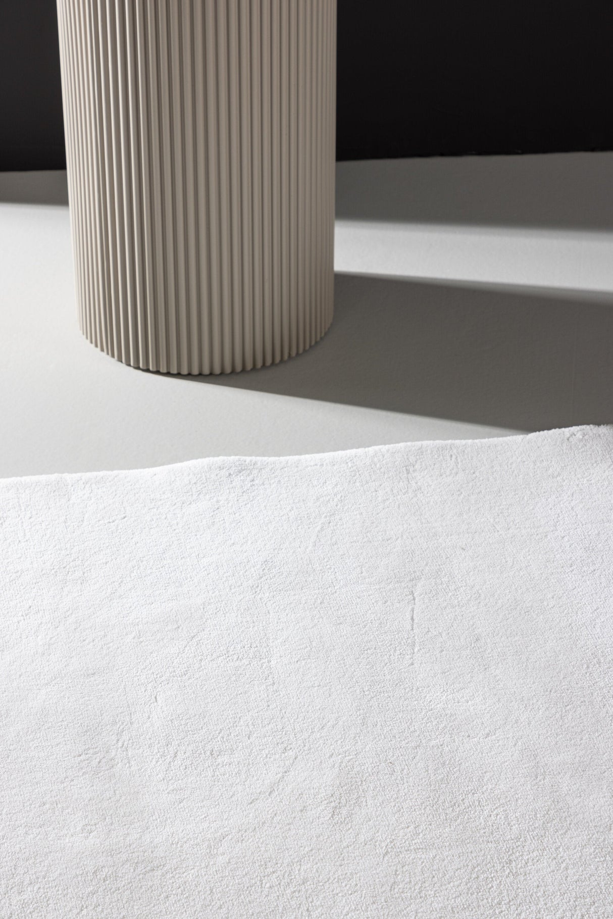 Nixie Wohnzimmerteppich - weiß/Polyester - Wohnzimmerteppiche - ALVAHOME