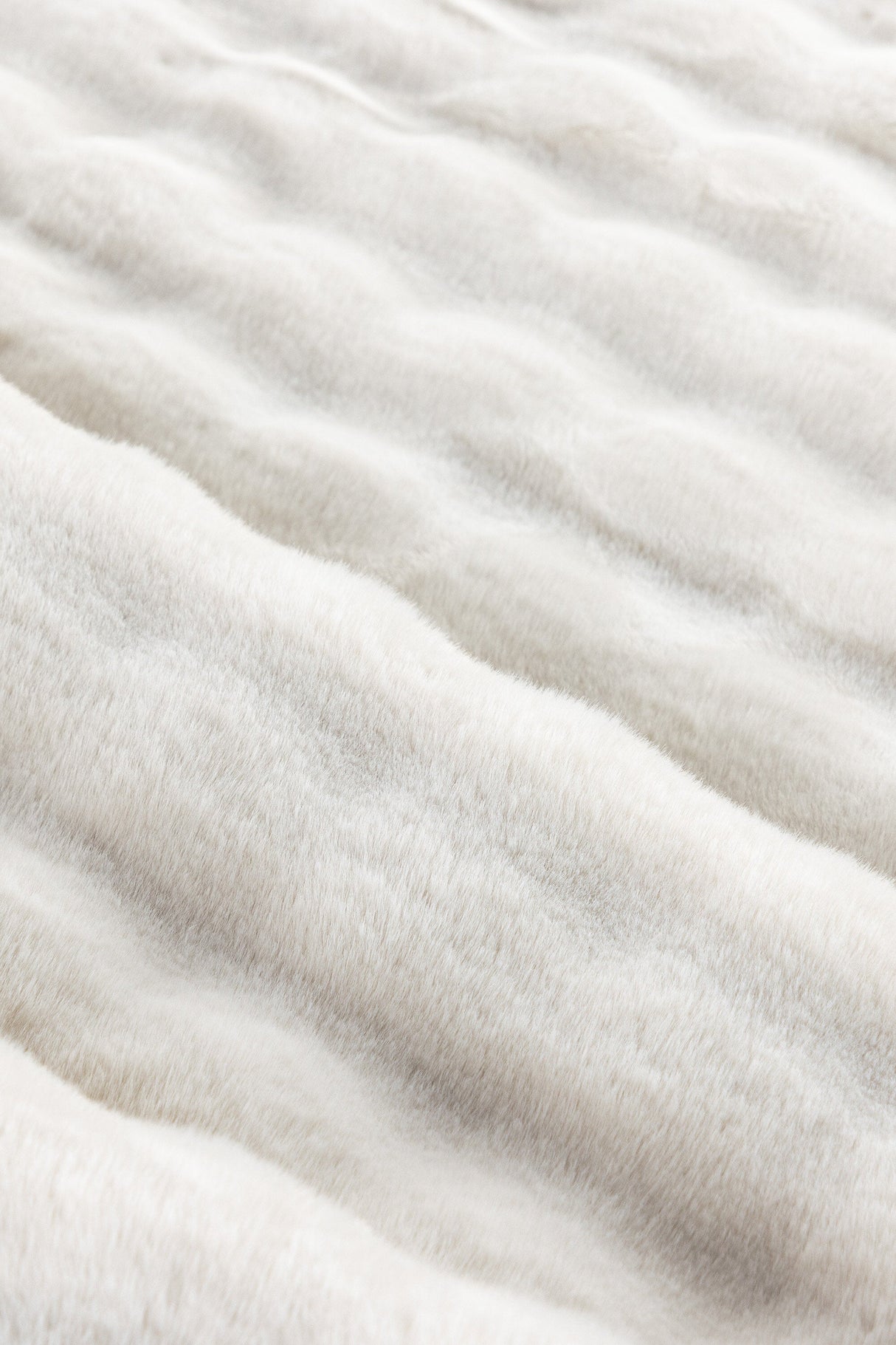 Novis Wohnzimmerteppich - weiß/Polyester - Wohnzimmerteppiche - ALVAHOME