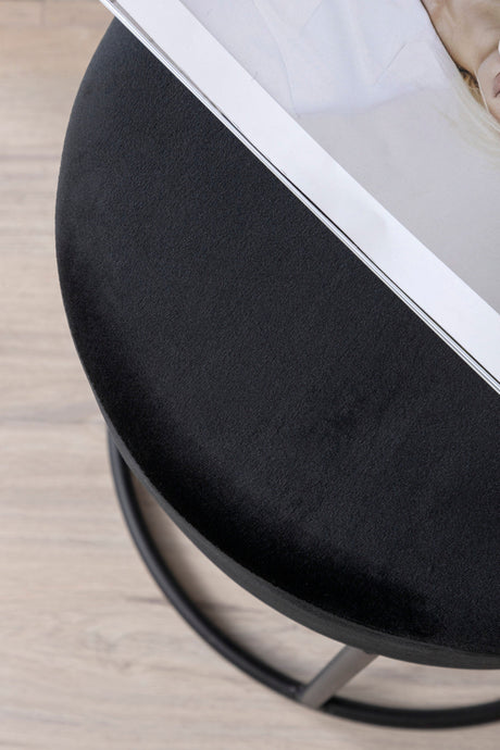 Petra Pouf - schwarz/Polyester - Samt - Ottomane / Poufs - ALVAHOME