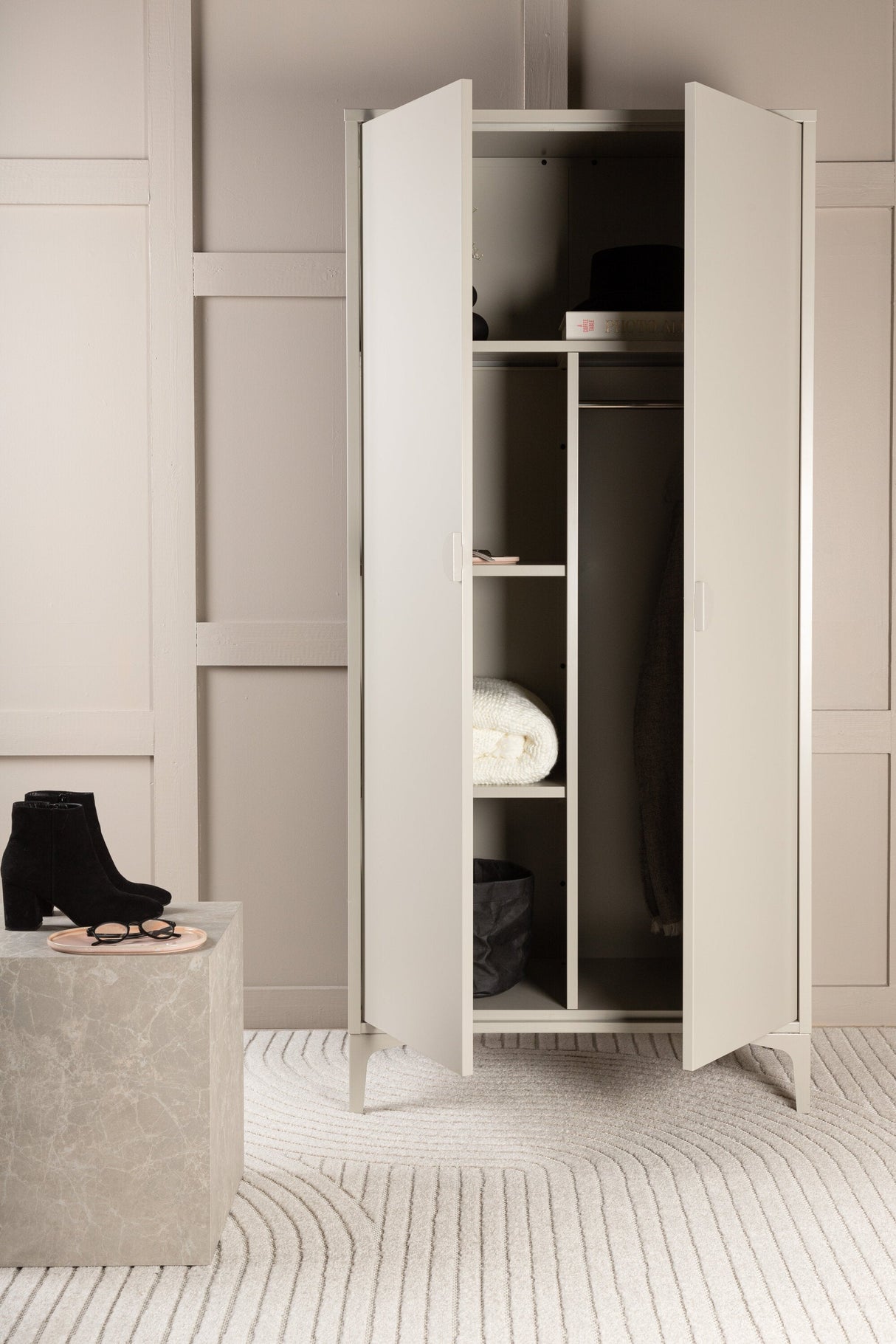 Piring Garderrobe - beige/Stahl - Garderroben - ALVAHOME