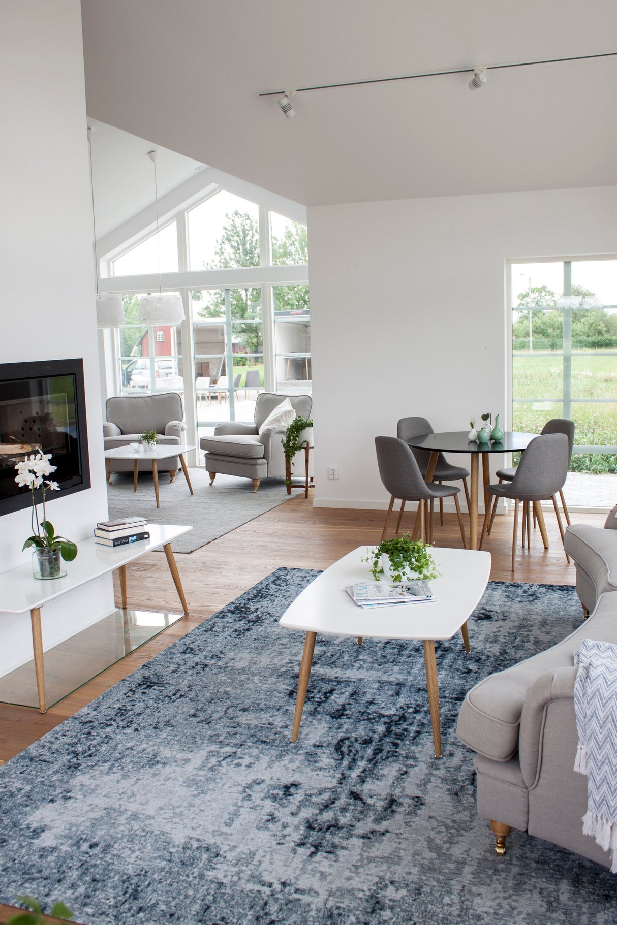 Plaza Couchtisch - weiß/MDF - Couchtische - ALVAHOME