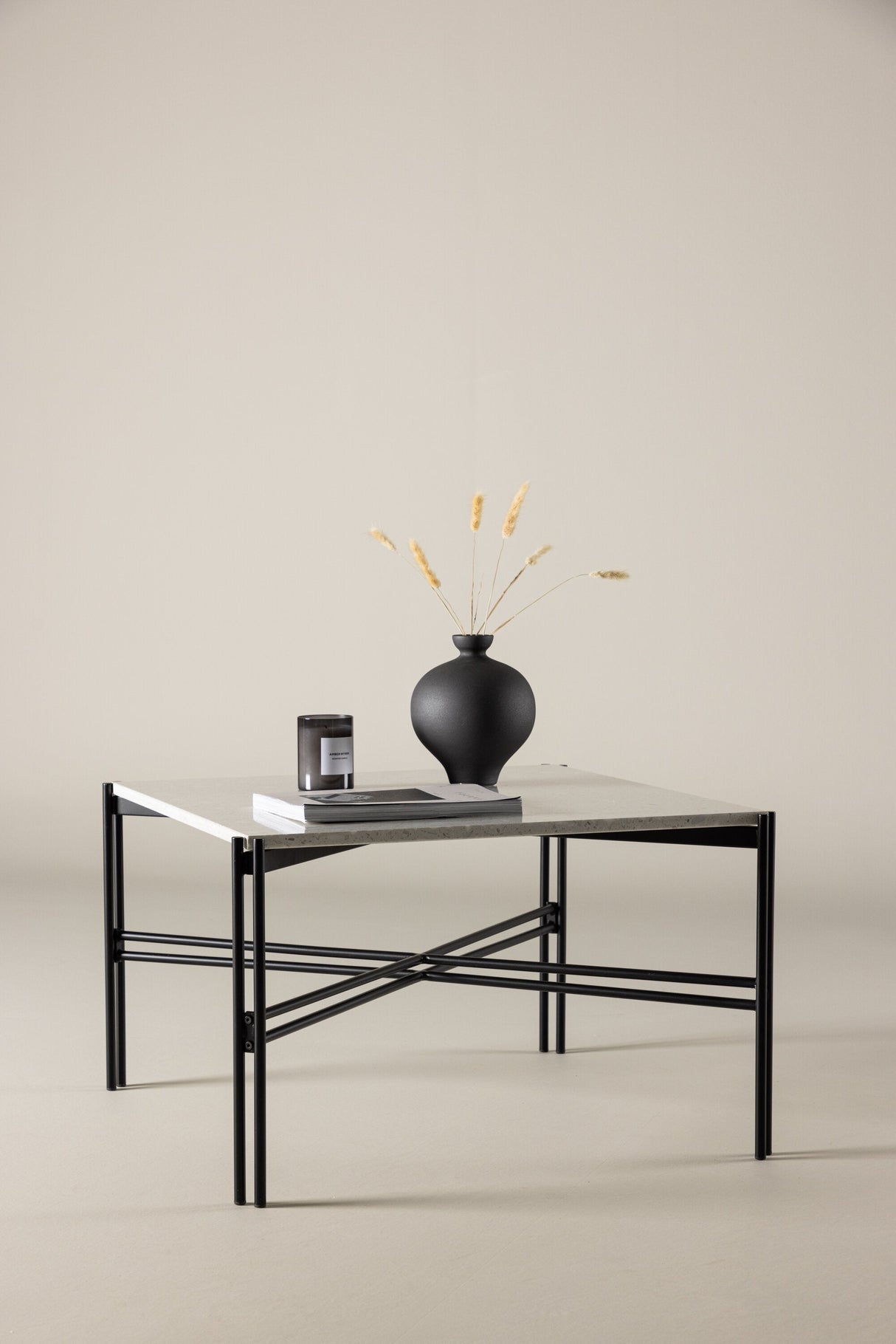 Razzia Couchtisch - weiß/Terrazzo - Couchtische - ALVAHOME