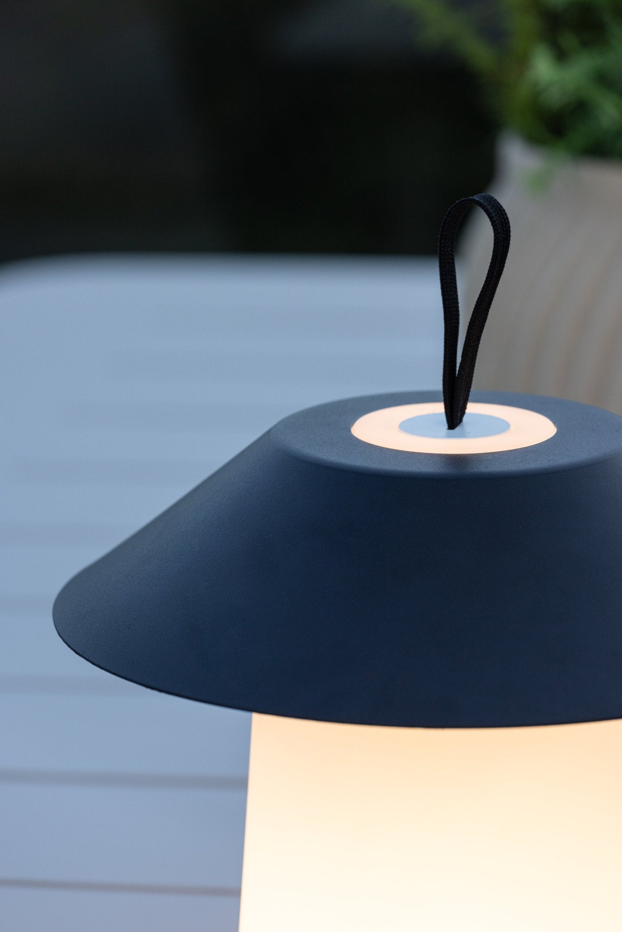 Rubu Outdoor - Tischlampe - schwarz/Stahl - Outdoor - Tischlampen - ALVAHOME