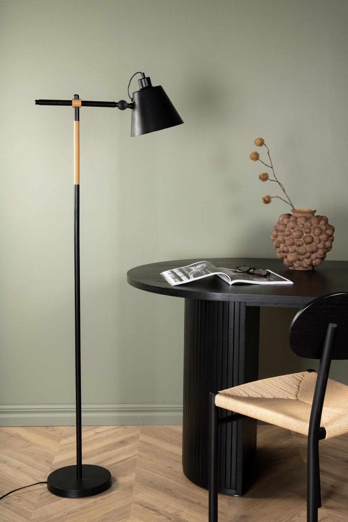 Skott Stehlampe - schwarz/Stahl - Stehlampen - ALVAHOME