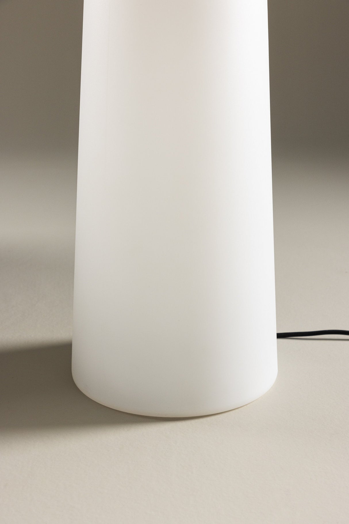 Stratford Outdoor - Stehlampe - weiß/Plastik - Outdoor - Stehlampen - ALVAHOME