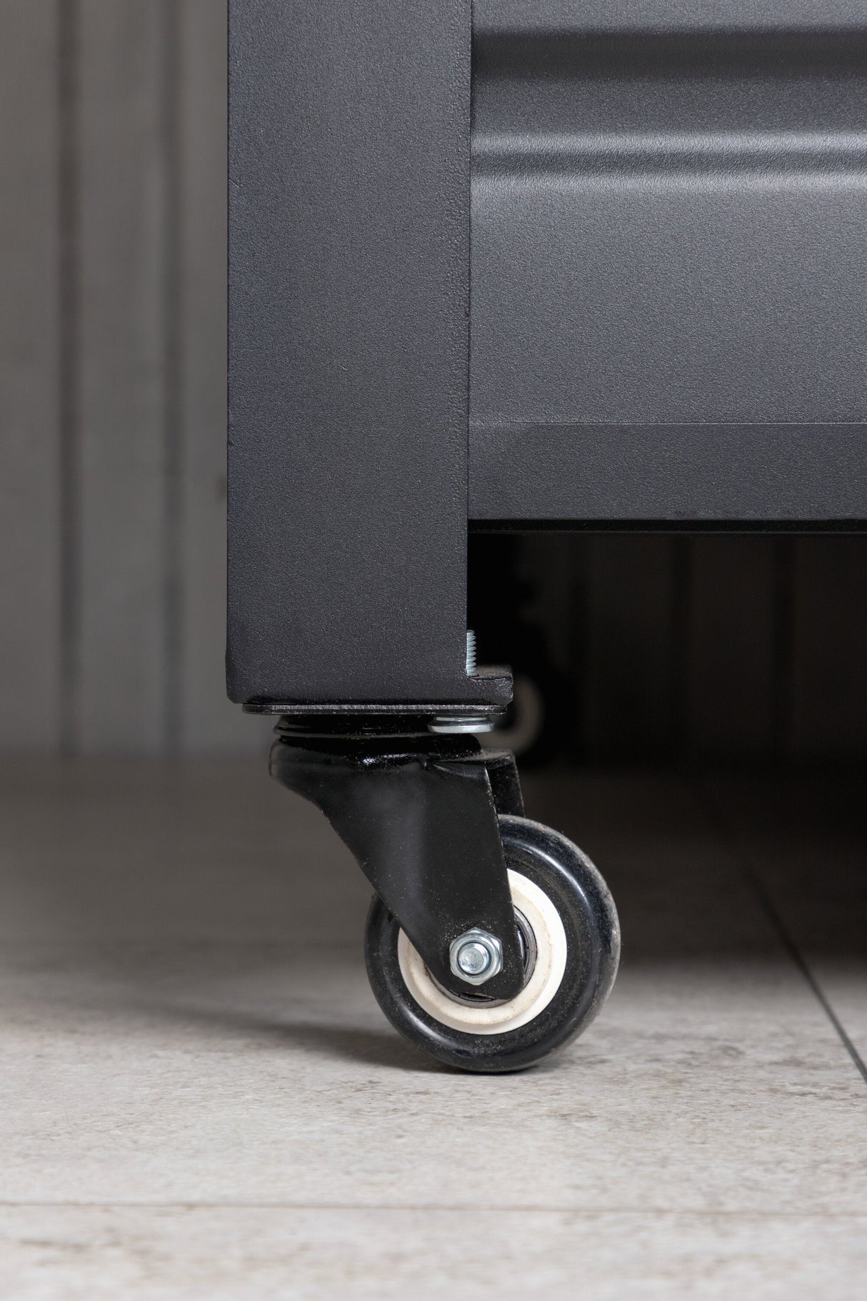 Tiana Kissenbox - schwarz/Aluminum - Kissenboxen - ALVAHOME