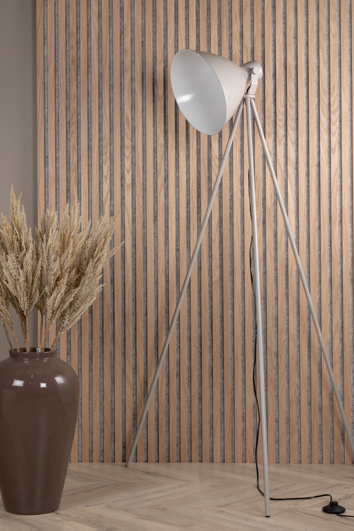 Tiv Stehlampe - beige/Stahl - Stehlampen - ALVAHOME