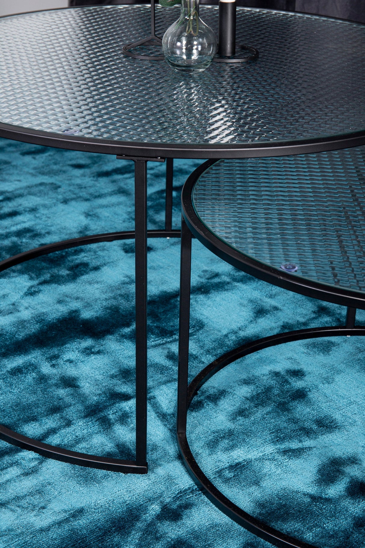 Twin Couchtisch - schwarz/Pressglas - Couchtische - ALVAHOME