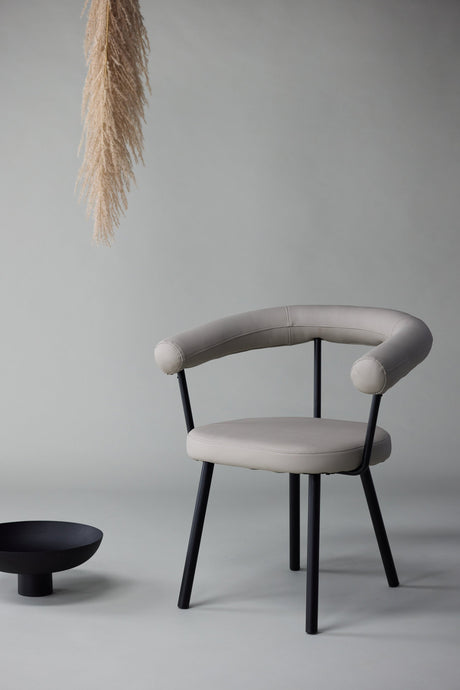 Västerås x Josefin Lustig Esszimmerstuhl - beige/Stahl - Essstühle - ALVAHOME