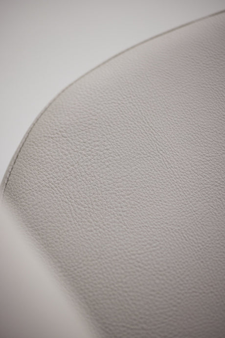 Västerås x Josefin Lustig Esszimmerstuhl - beige/Stahl - Essstühle - ALVAHOME