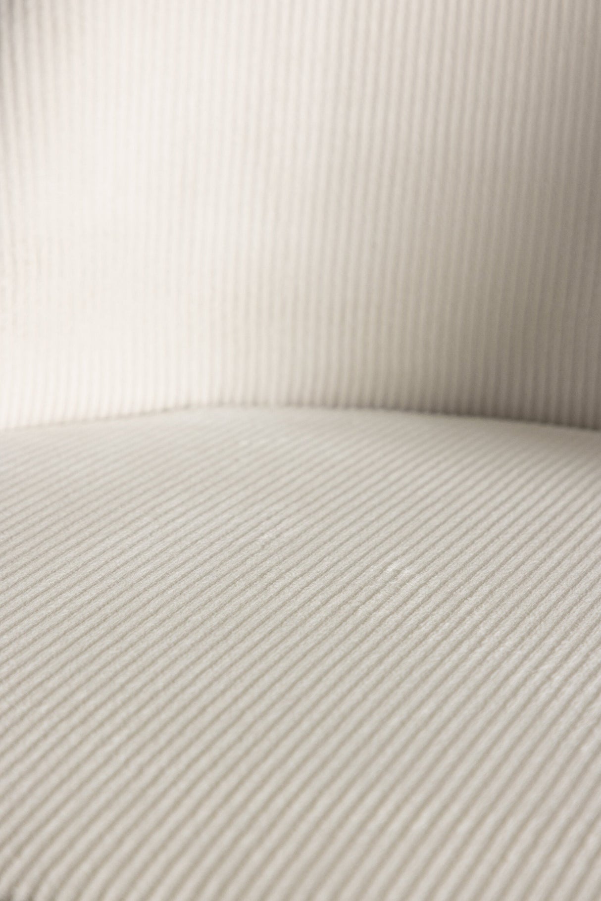 Velvet Esszimmerstuhl - créme/Polyester - Kord - Essstühle - ALVAHOME