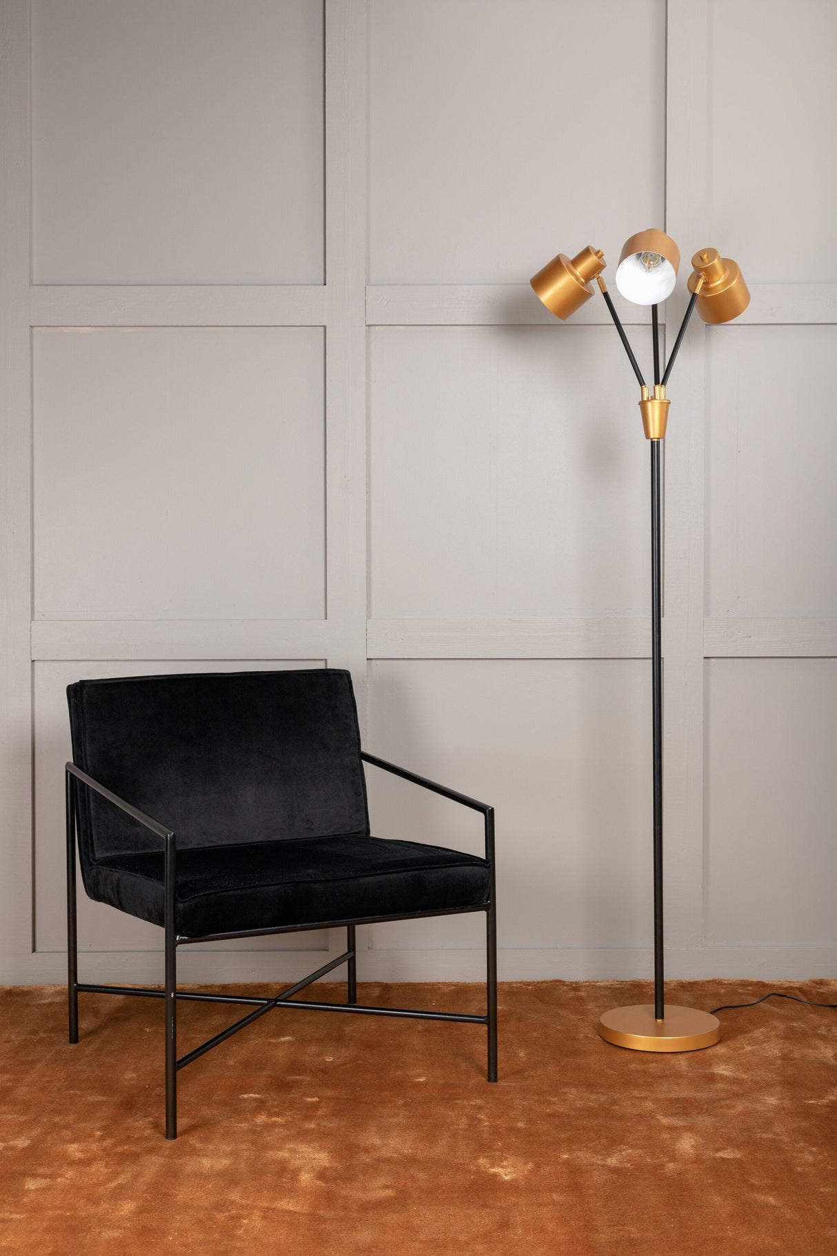 Vifta Stehlampe - schwarz/Stahl - Stehlampen - ALVAHOME