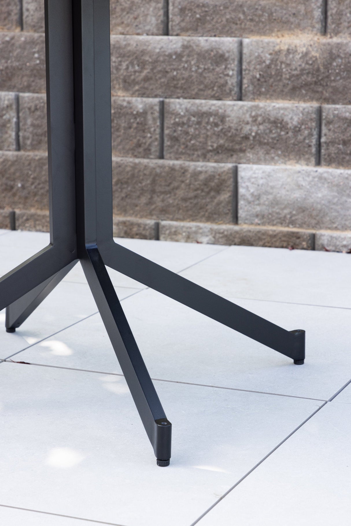 Way Outdoor - Tisch - schwarz/Aluminum - Outdoor - Tische - ALVAHOME